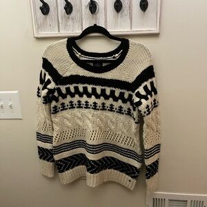 American Eagle Outfitters Sweater with unique stitches and patterns- XS
